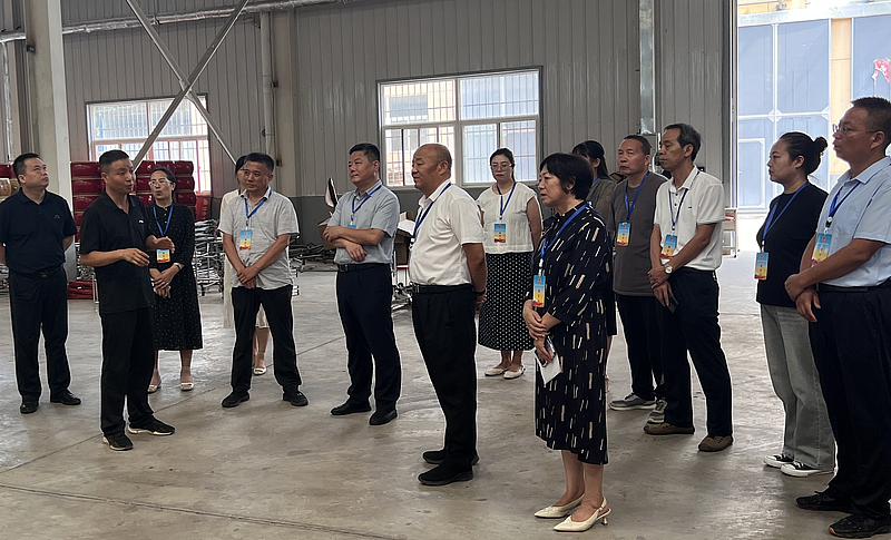 杨陵区人大常委会组织市区人大代表视察全区文化和文物保护工作
